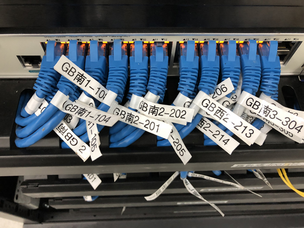 碩方覆膜標(biāo)簽機(jī)LP6245E