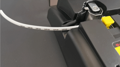 電工專用號碼管打號機TP86A打印材料豐富，現(xiàn)場作業(yè)更方便