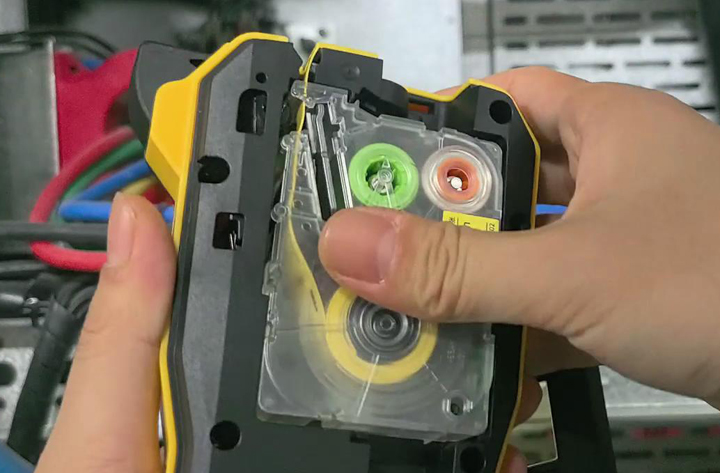 碩方標簽打印機G系列打印教程&mdash;&mdash;安裝打印標識牌