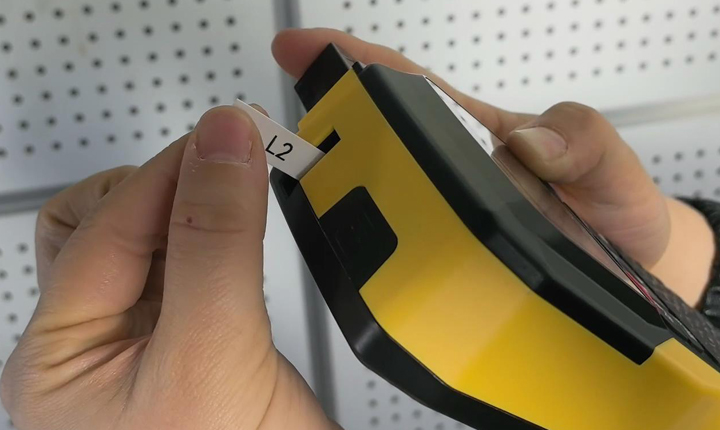 碩方標簽打印機G系列打印教程&mdash;&mdash;安裝打印熱縮管